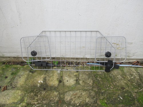 Car dog guard halfords - ,,